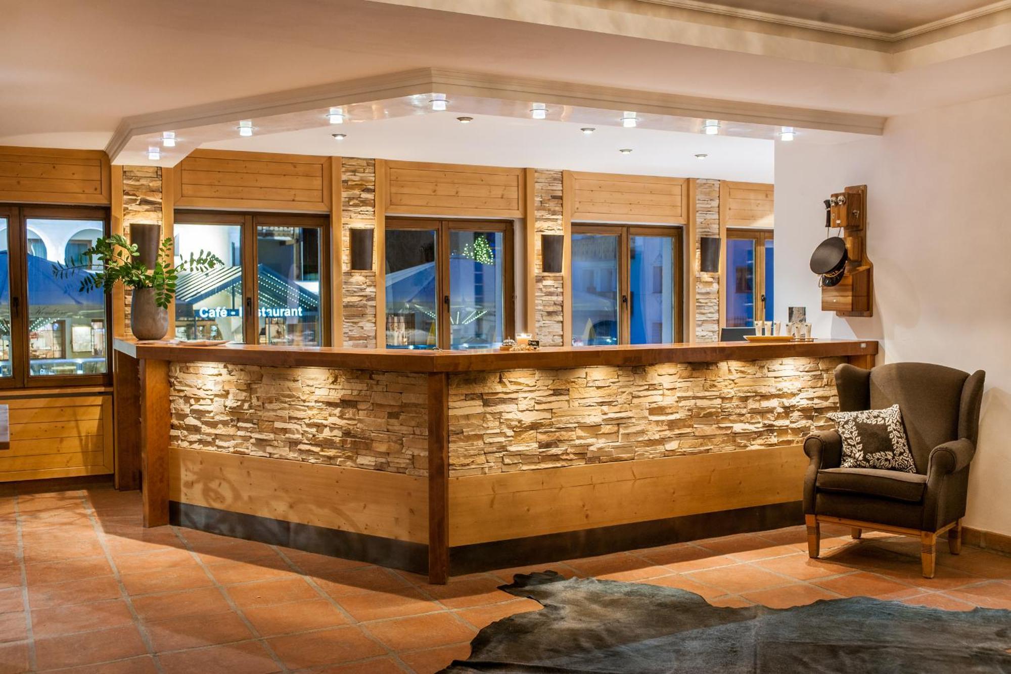 Chalet Silvretta Hotel & Spa Самнаун Екстериор снимка