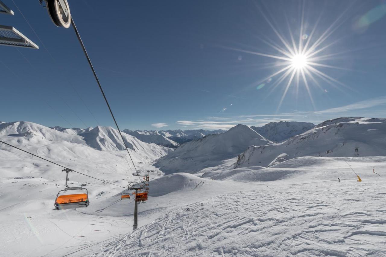 Chalet Silvretta Hotel & Spa Самнаун Екстериор снимка